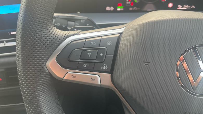 Volkswagen Tayron 1.5 TSI eHybrid R-Line Edition 5dr DSG6 Estate